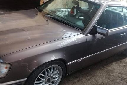 Mercedes-Benz 230 330.000 km 11.000 &euro; Hainburg 63512