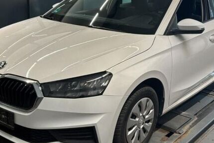 Skoda Fabia 18.399 km 12.990 &euro; Groß-Umstadt 64823