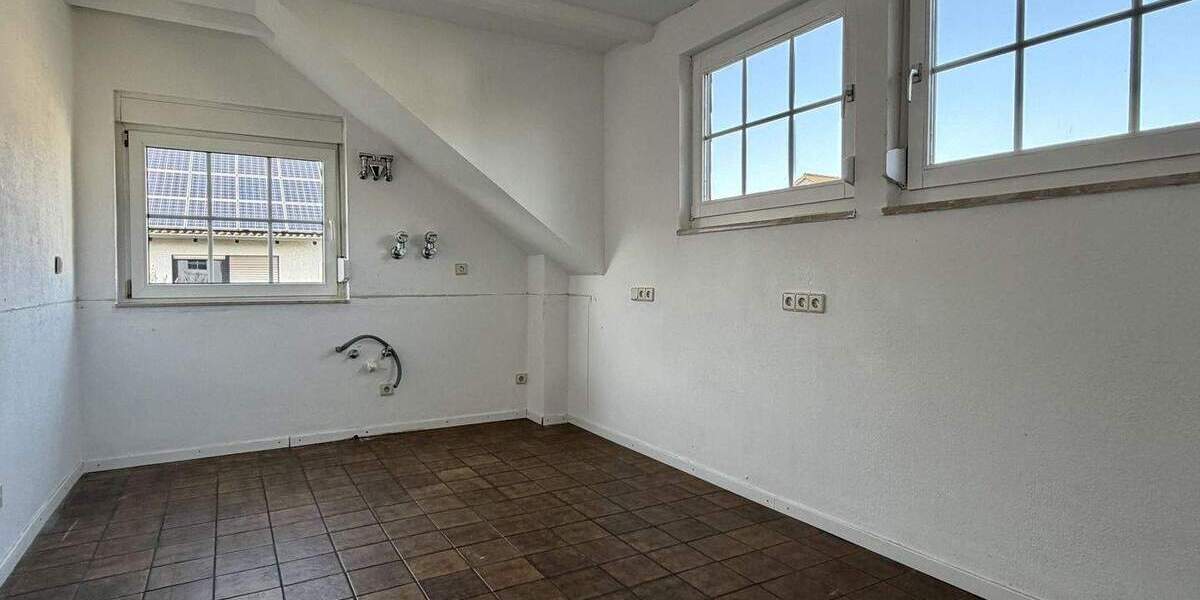 Mehrfamilienhaus, Wohnhaus Heusenstamm - 8 Zimmer, 226 m&sup2;, 899.000&euro; | Angebot:25696468