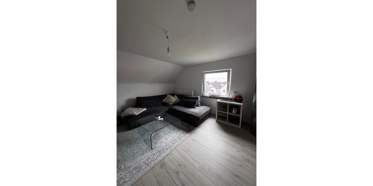 Dachgeschoßwohnung Großkrotzenburg - 2.5 Zimmer, 55 m&sup2;, 790&euro; | Angebot:26299964