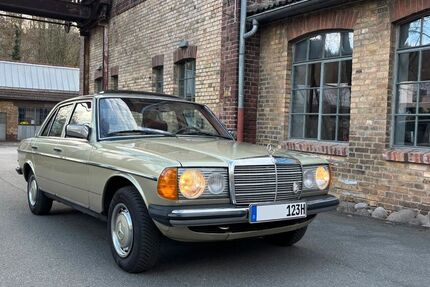 Mercedes-Benz 230 124.450 km 14.900 &euro; Dieburg 64807