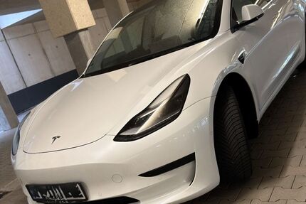 Tesla Model 3 53.759 km 27.200 &euro; Stockstadt 63811