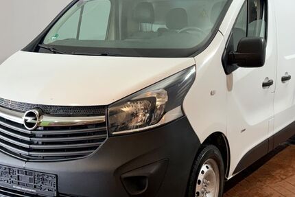 Opel Vivaro 205.000 km 6.990 &euro; Rodgau 63110