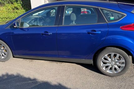 Ford Focus 158.828 km 7.700 &euro; Mespelbrunn 63875