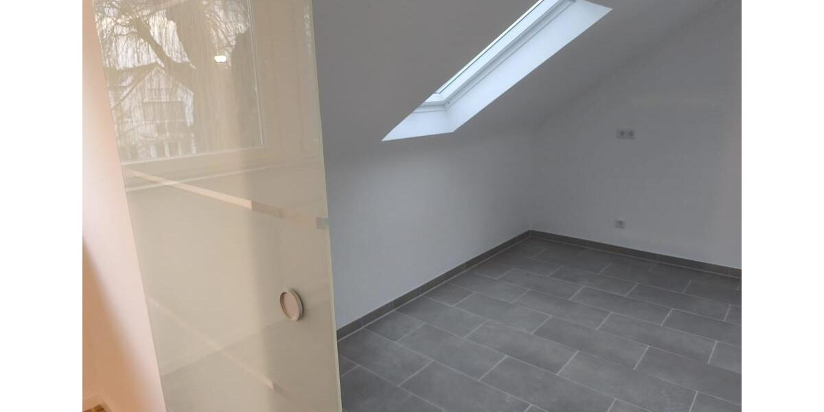 Etagenwohnung Mühlheim am Main - 3.5 Zimmer, 87 m&sup2;, 1.200&euro; | Angebot:25956838