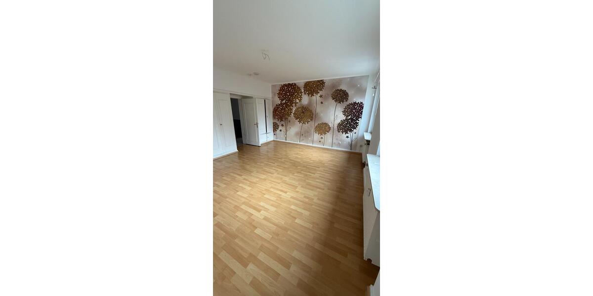Etagenwohnung Erlensee - 3 Zimmer, 120 m&sup2;, 1.200&euro; | Angebot:25127055