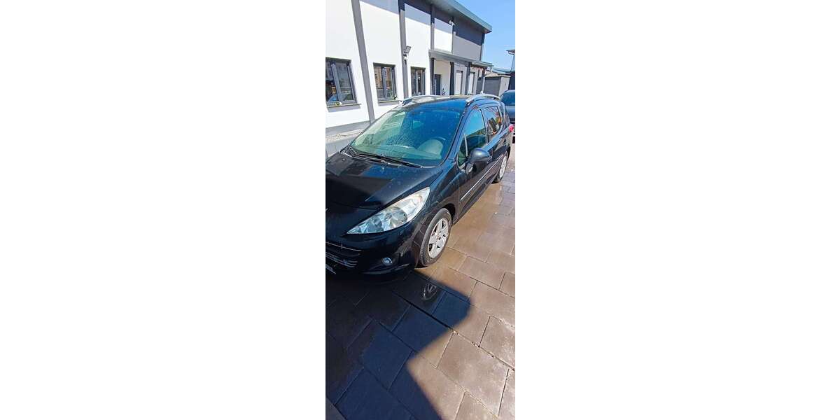 Peugeot 207 148.368 km 2.999 &euro; Goldbach, M 63773
