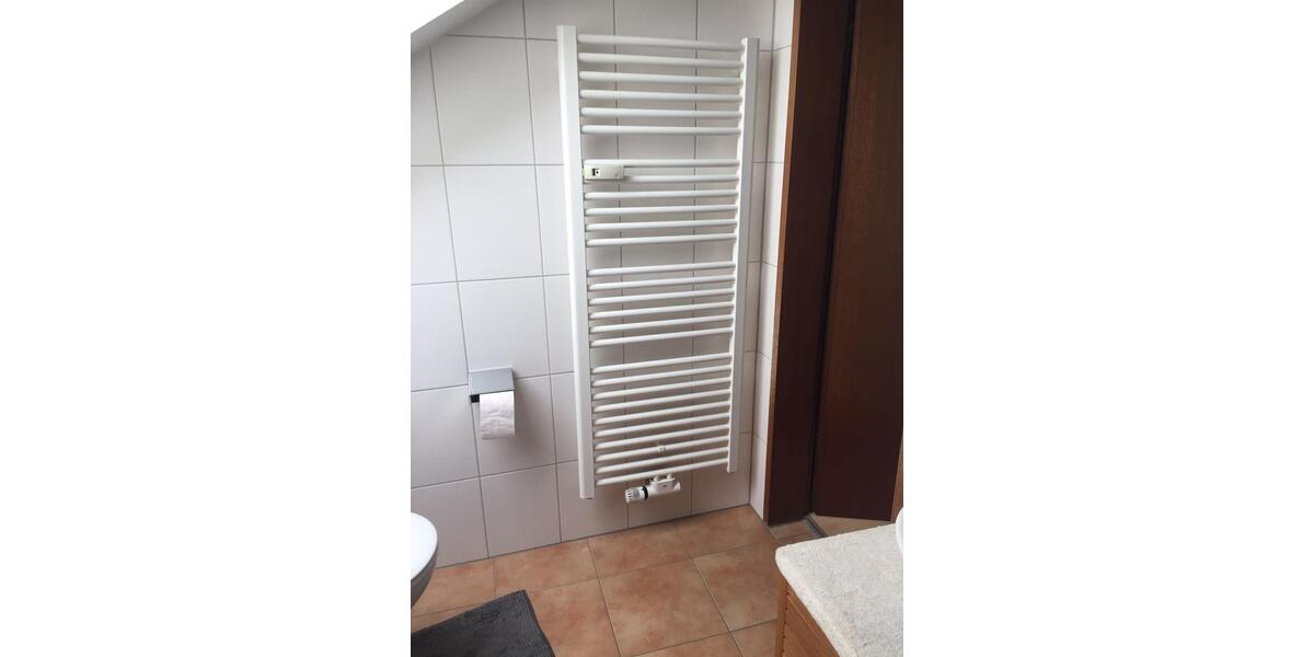 Dachgeschoßwohnung Hösbach - 2.5 Zimmer, 65 m&sup2;, 640&euro; | Angebot:26042049