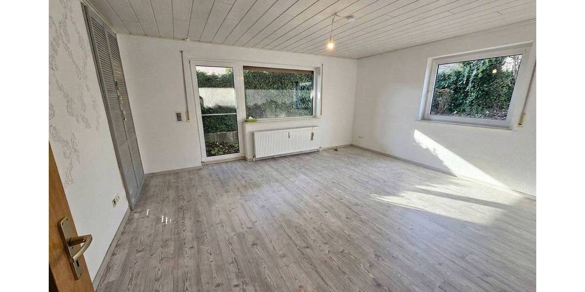 Etagenwohnung Neuberg Ravolzhausen - 4 Zimmer, 120 m&sup2;, 1.250&euro; | Angebot:26034805
