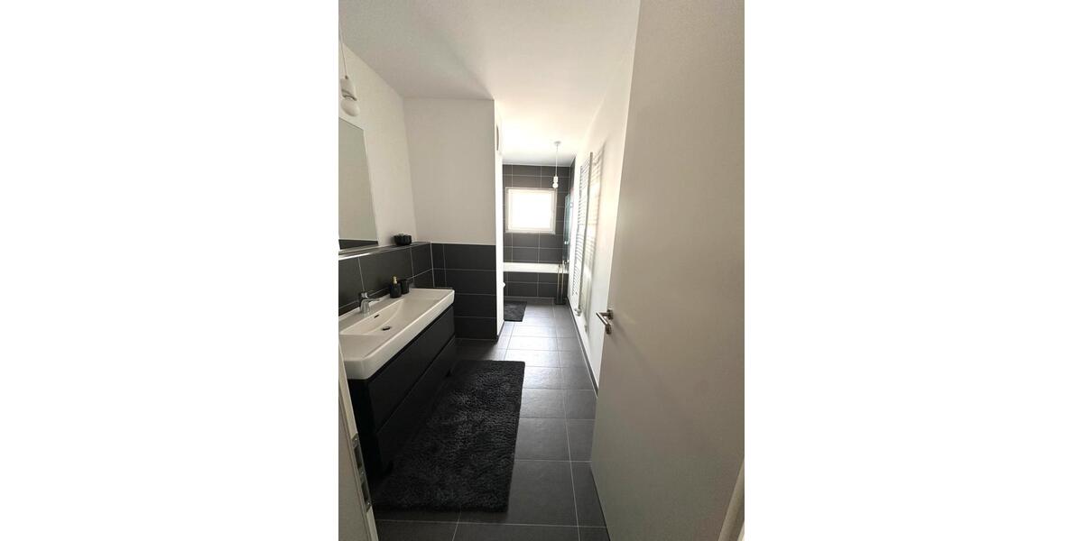 Reihenhaus Hanau Kesselstadt - 4 Zimmer, 108 m&sup2;, 1.990&euro; | Angebot:25934022