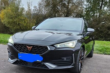 Cupra Leon 75.000 km 24.900 &euro; Röllbach 63934