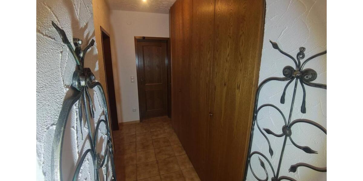 Etagenwohnung Johannesberg - 3 Zimmer, 84 m&sup2;, 740&euro; | Angebot:26083673