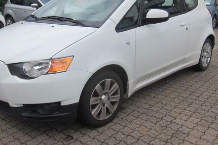Mitsubishi Colt 72.196 km 4.999 &euro; Aschaffenburg 63741