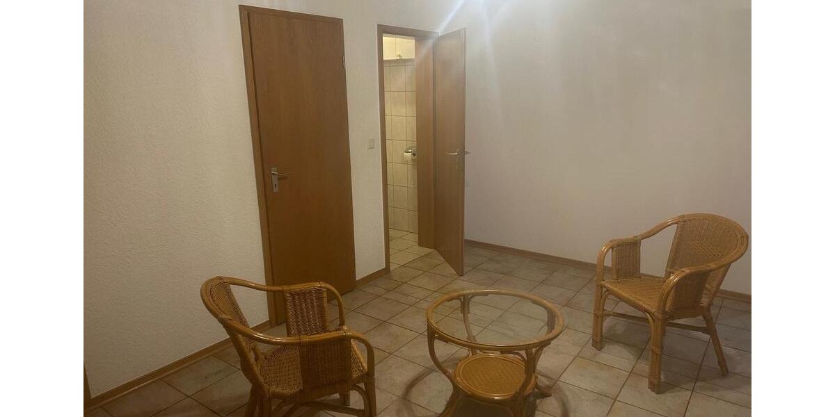 Erdgeschoßwohnung Bessenbach - 2 Zimmer, 135 m&sup2;, 1.100&euro; | Angebot:25722555