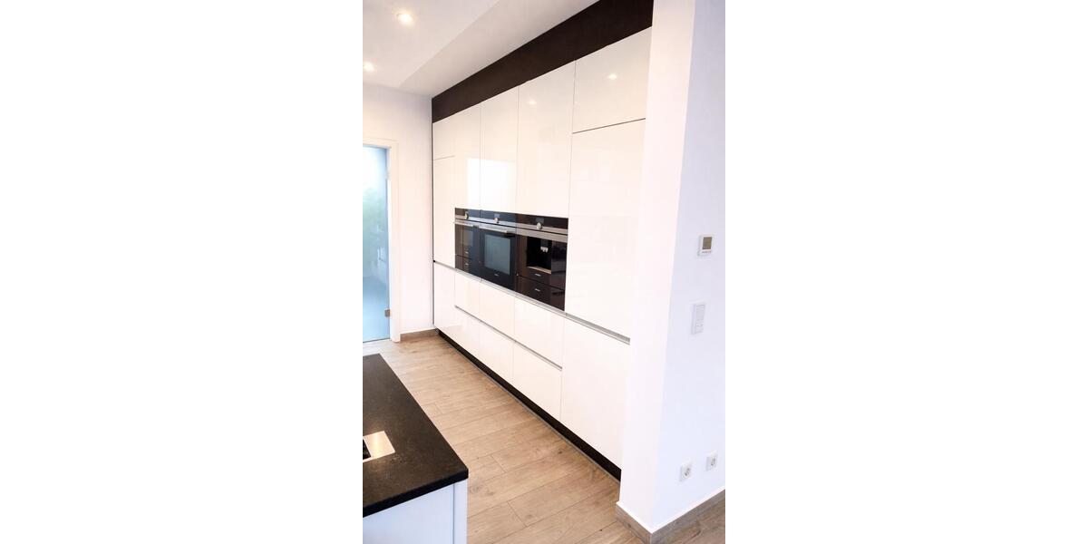 Villa Mainhausen - 4 Zimmer, 160 m&sup2;, 1.000.000&euro; | Angebot:26103851