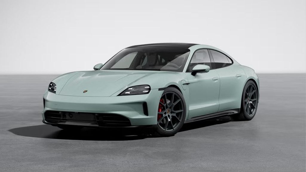 Porsche Taycan 25.600 km 124.780 &euro; Aschaffenburg 63739