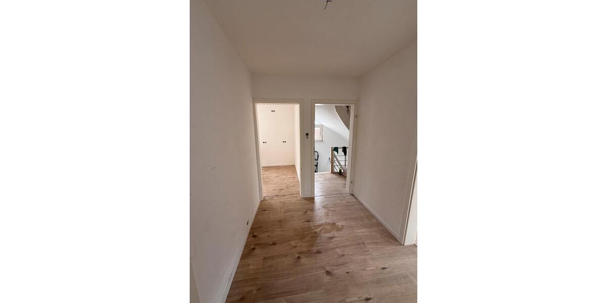 Mehrfamilienhaus, Wohnhaus Hanau Lamboy - 7 Zimmer, 174 m&sup2;, 650.000&euro; | Angebot:26221860