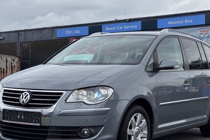 VW Touran 223.927 km 3.290 &euro; Maintal 63477