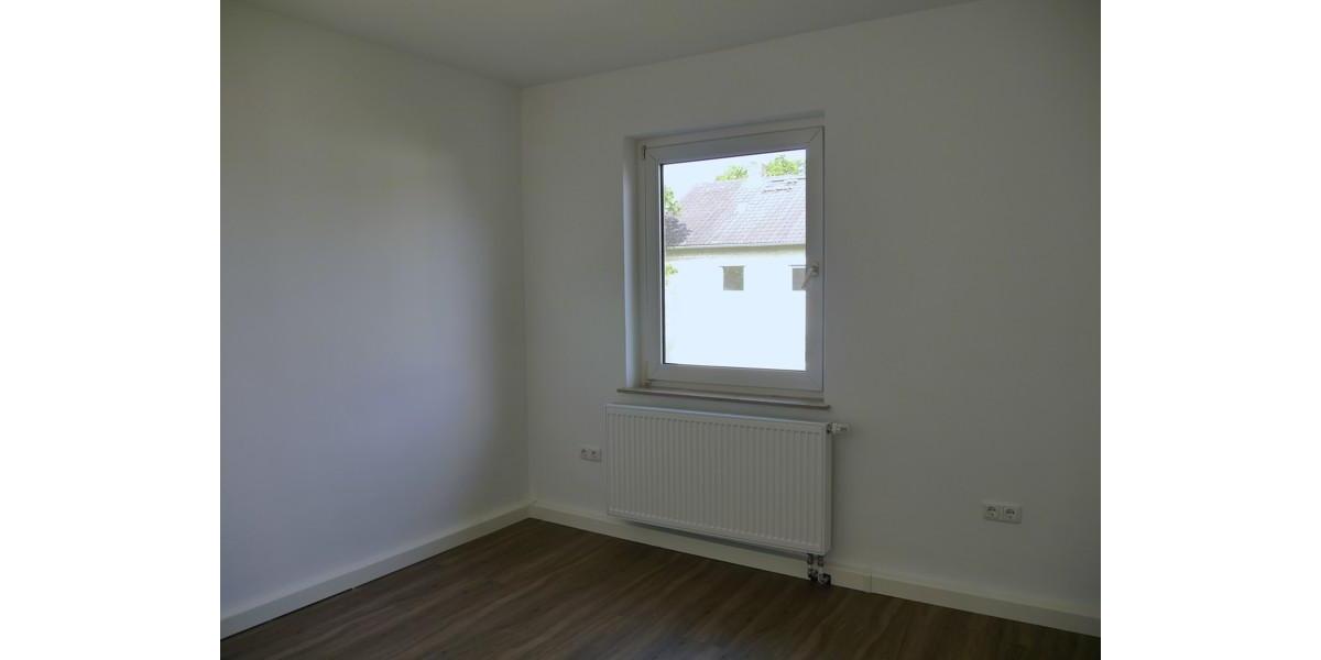 Etagenwohnung Hanau Großauheim - 3 Zimmer, 52 m&sup2;, 573&euro; | Angebot:26671748