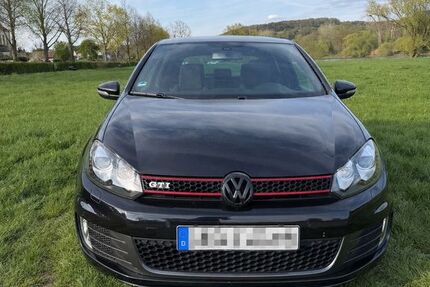 VW Golf 133.000 km 8.800 &euro; Großwallstadt 63868