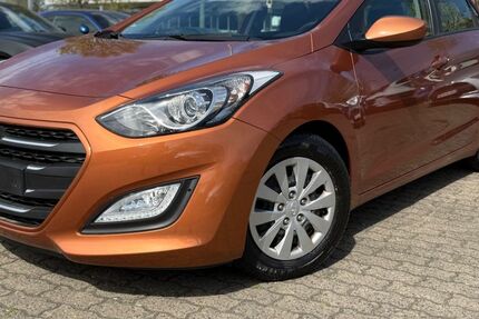 Hyundai i30 75.659 km 6.799 &euro; Hanau 63452