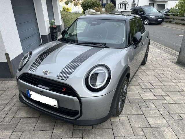 Mini Cooper S 39.000 km 30.900 &euro; Laufach 63846