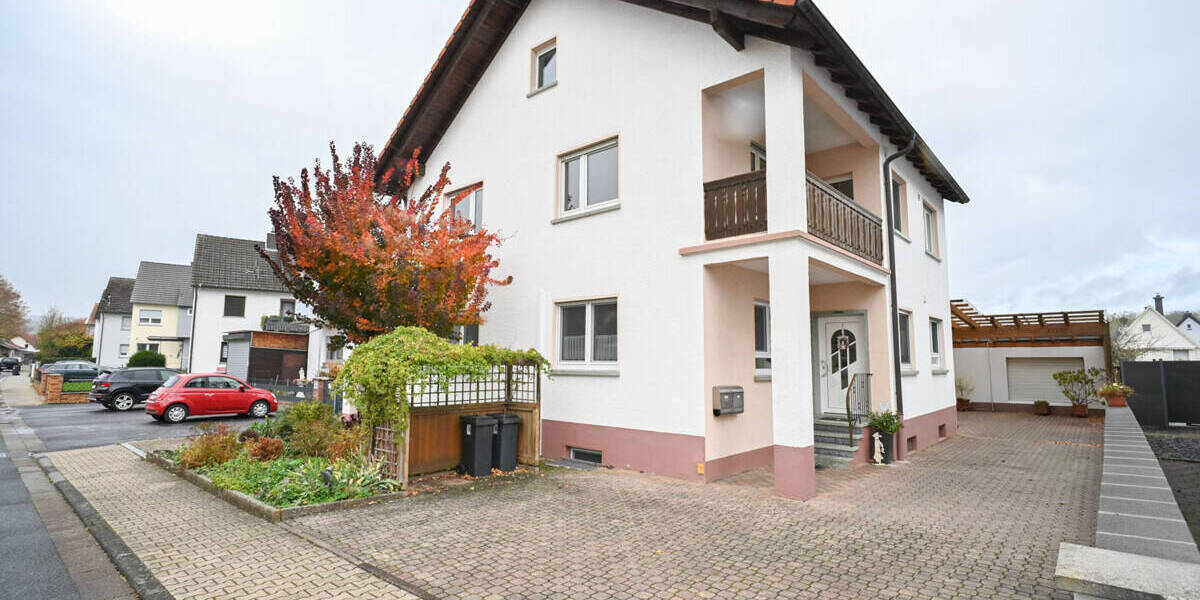 Etagenwohnung Schaafheim Mosbach - 4 Zimmer, 111 m&sup2;, 900&euro; | Angebot:26128578