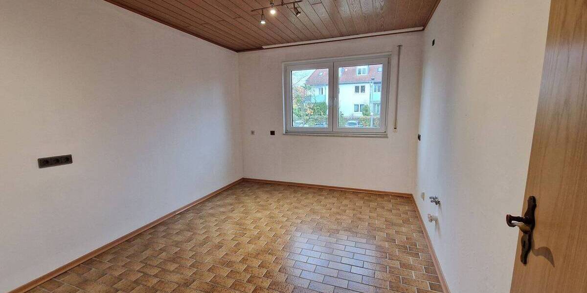 Mehrfamilienhaus, Wohnhaus Großkrotzenburg - 8 Zimmer, 288 m&sup2;, 699.000&euro; | Angebot:26092205