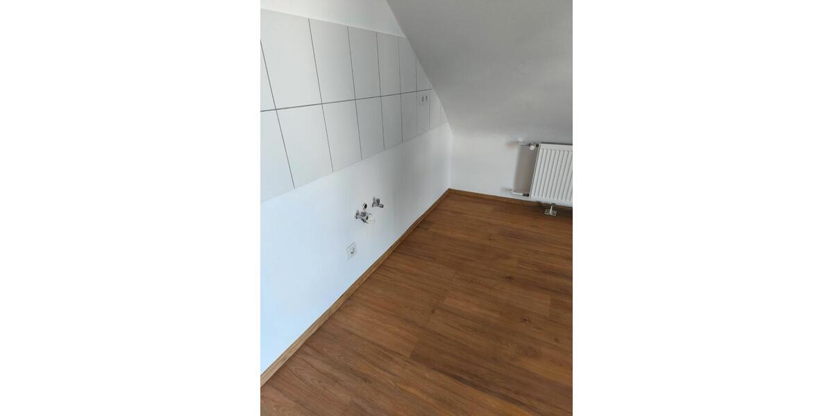 Dachgeschoßwohnung Rodenbach - 1 Zimmer, 45 m&sup2;, 460&euro; | Angebot:26231045