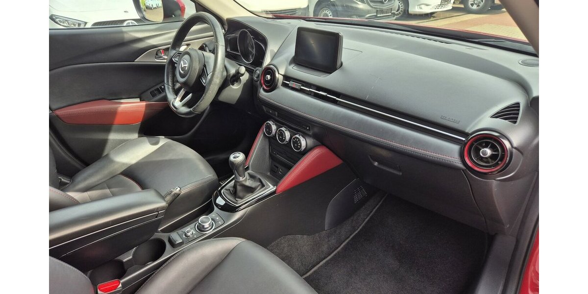 Peugeot 2008 Allure, Klima, Navi, Pano, Carplay,Leder, Sit 70.550 km 9.590 &euro; Rodgau 63110