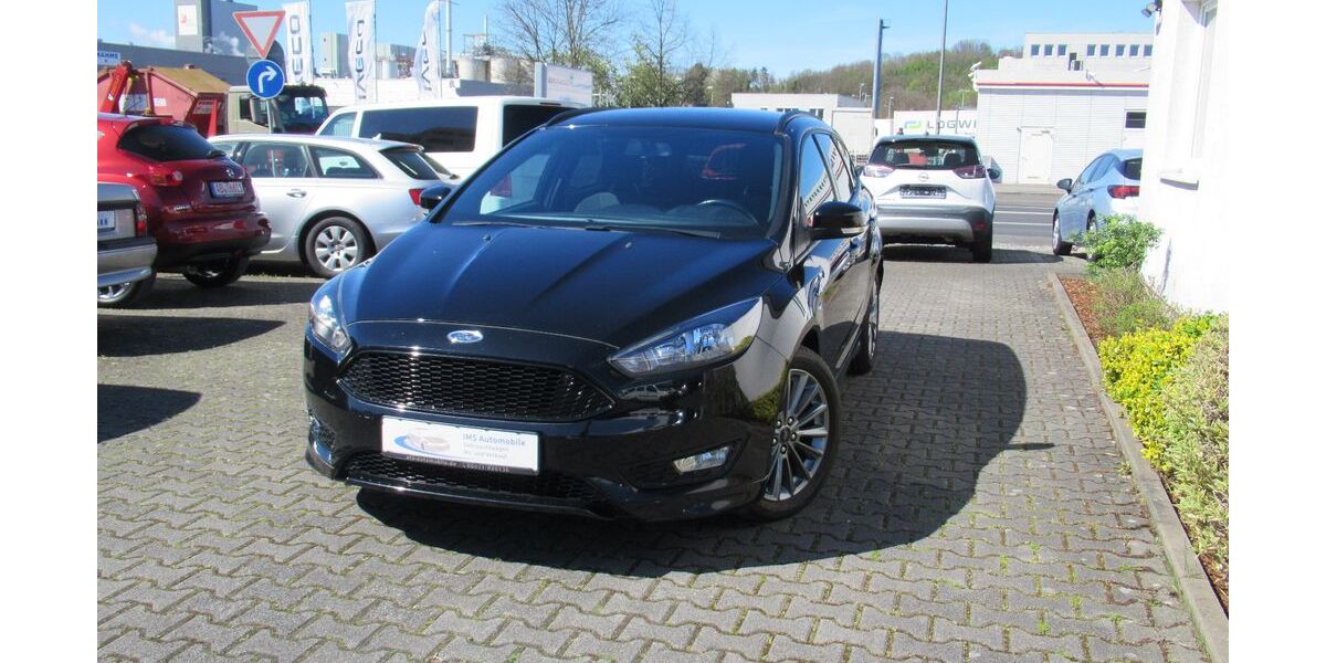 Ford Focus 136.200 km 8.400 &euro; Aschaffenburg 63741