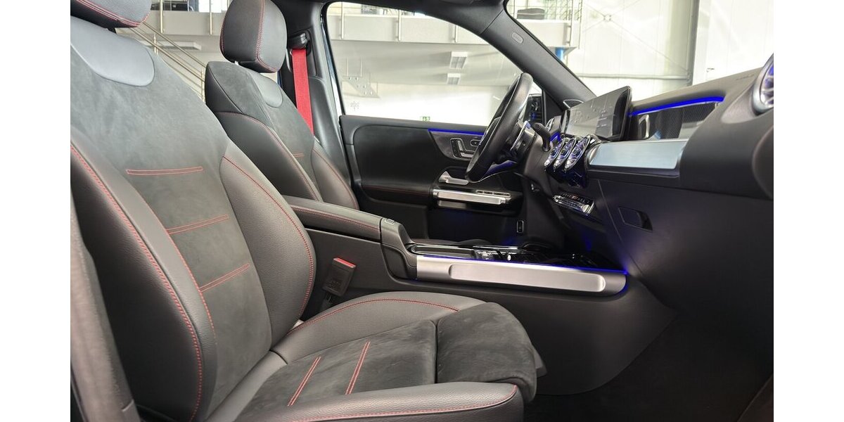 Mercedes-Benz GLB 35 AMG 4M BURMESTER- PANO- STANDHEIZUNG- AHK 31.795 km 55.849 &euro; Groß-Umstadt 64823