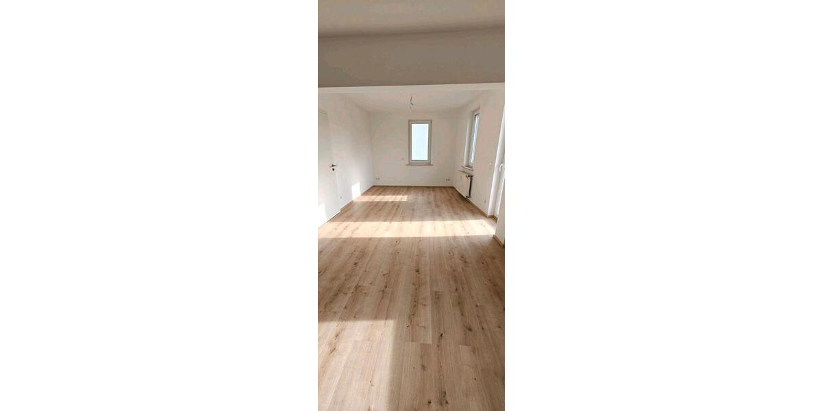 Maisonettenwohnung Klingenberg am Main - 4 Zimmer, 120 m&sup2;, 1.350&euro; | Angebot:26674757