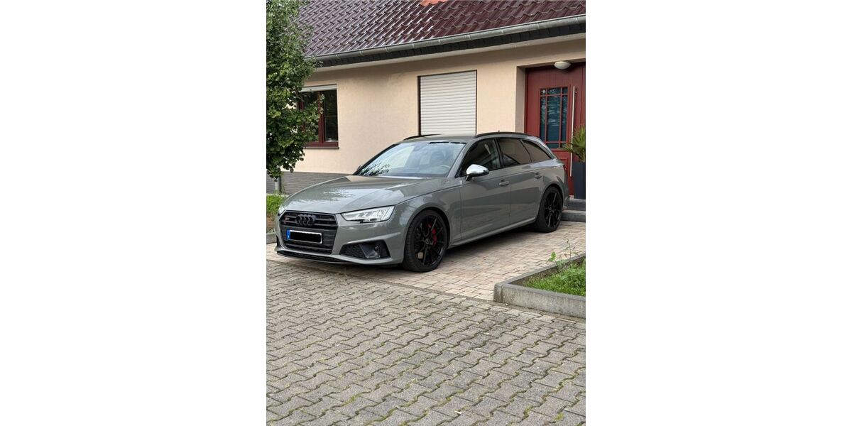 Audi S4 133.500 km 32.490 &euro; Neuberg 63543