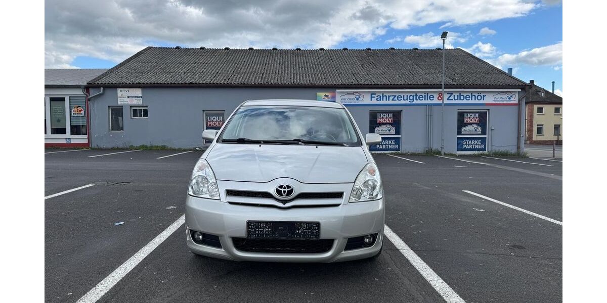 Toyota Corolla Verso 216.000 km 3.700 &euro; Groß zimmern 64846
