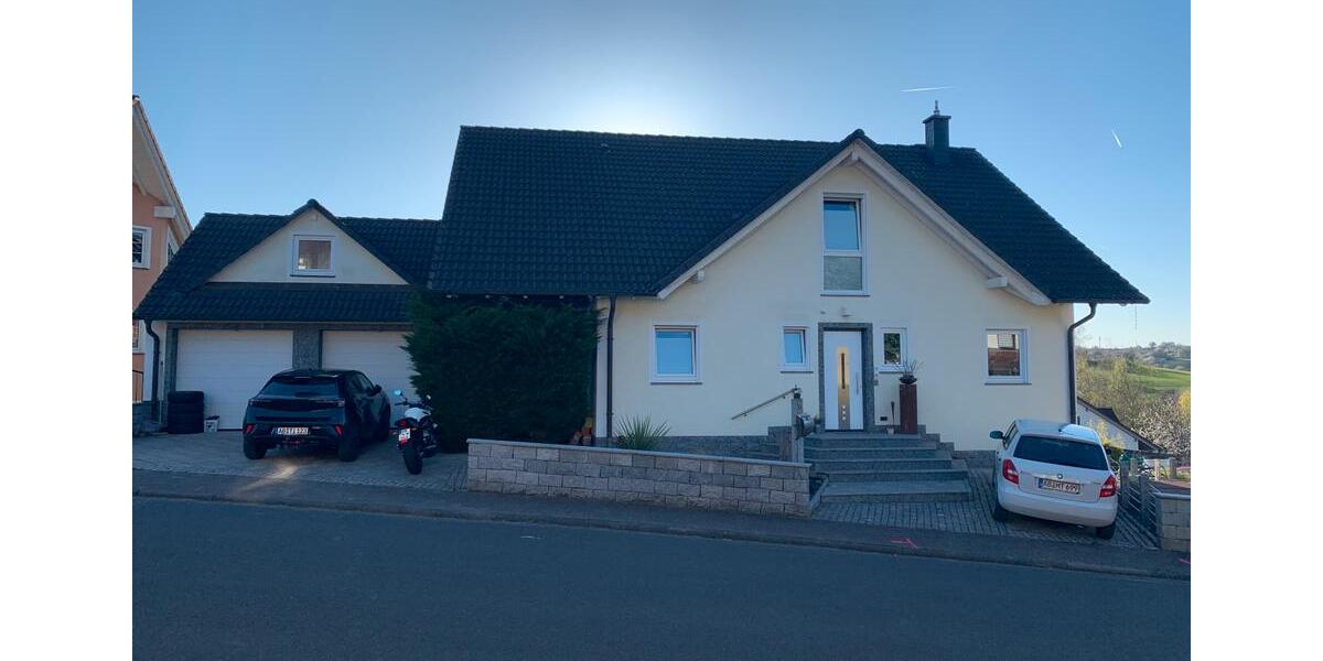 Einfamilienhaus Bessenbach - 12 Zimmer, 230 m&sup2;, 749.000&euro; | Angebot:25457062