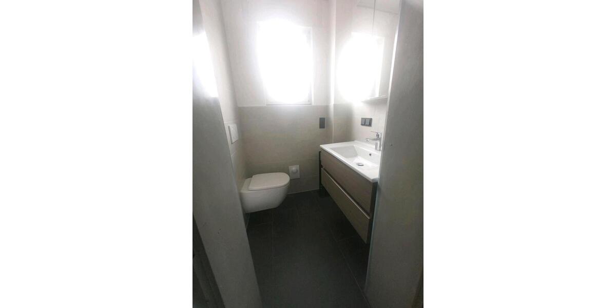 Doppelhaushälfte Elsenfeld - 3 Zimmer, 80 m&sup2;, 1.000&euro; | Angebot:26007661