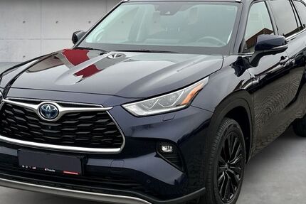 Toyota Highlander 27.494 km 56.372 &euro; Klingenberg 63911