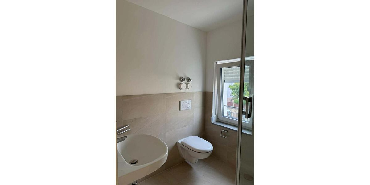 Dachgeschoßwohnung Obertshausen - 2.5 Zimmer, 55 m&sup2;, 890&euro; | Angebot:26039774