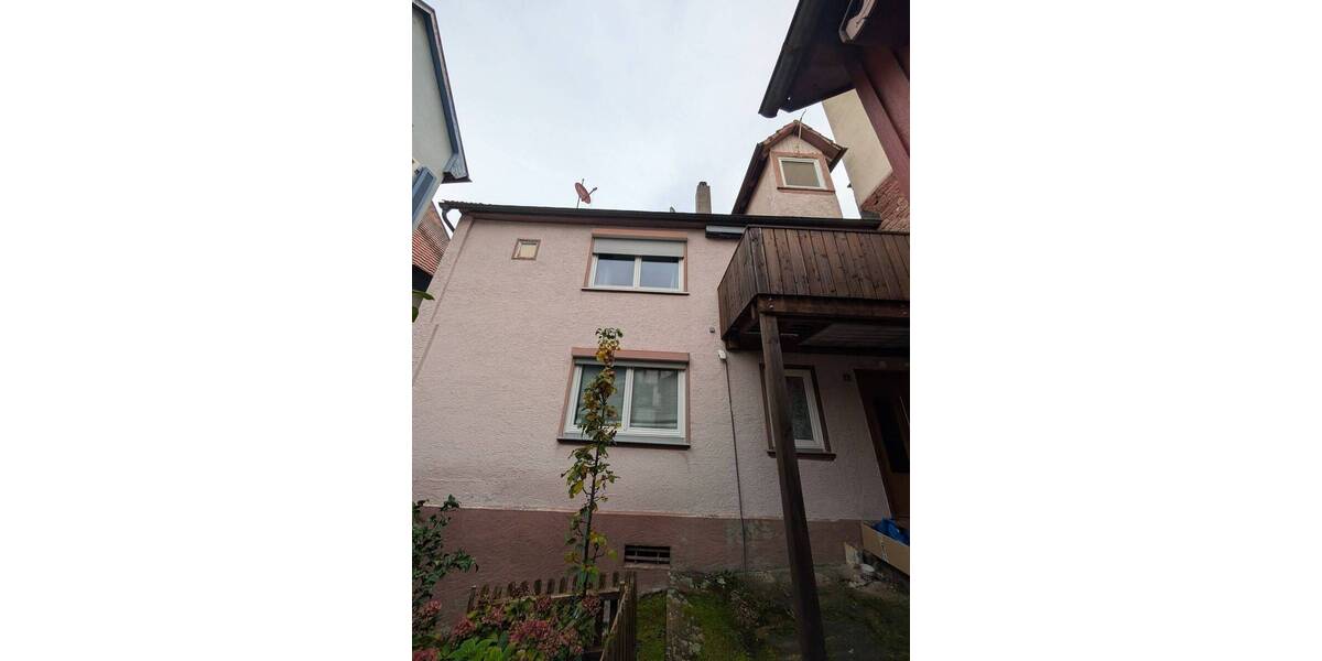 Doppelhaushälfte Freudenberg - 3 Zimmer, 98 m&sup2;, 125.000&euro; | Angebot:25735762