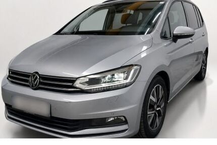 VW Touran 27.900 km 31.997 &euro; Freigericht 63579
