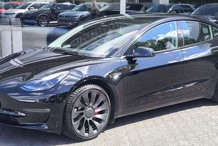 Tesla Model 3 37.989 km 34.450 &euro; Dieburg 64807
