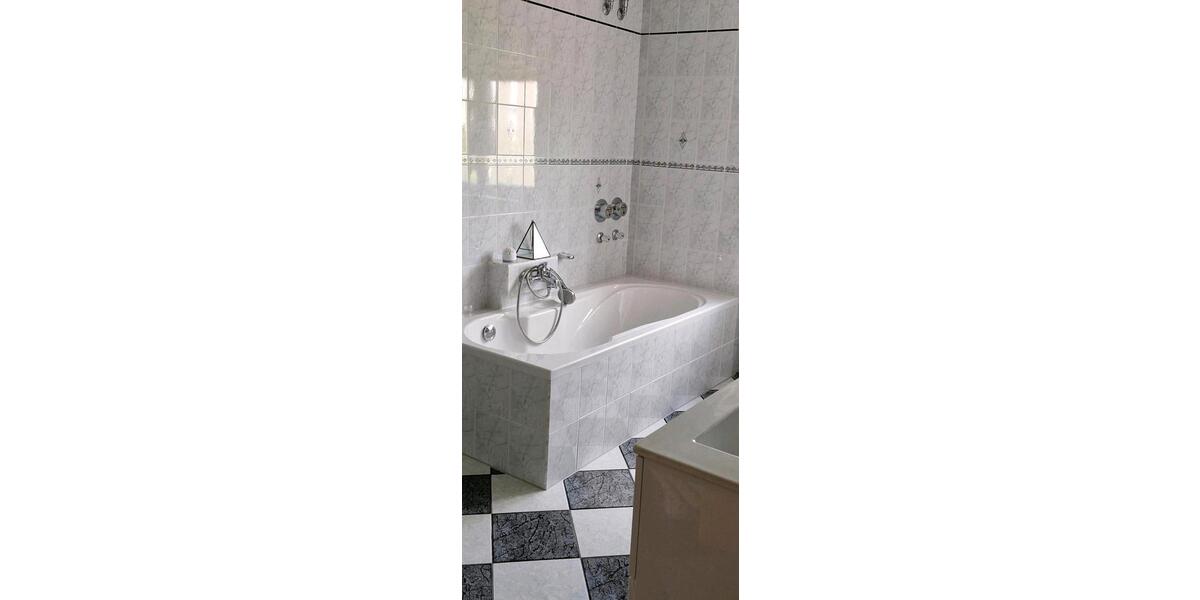 Etagenwohnung Obernburg am Main - 4 Zimmer, 112 m&sup2;, 323.500&euro; | Angebot:27082881
