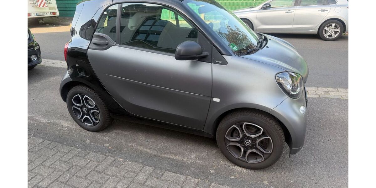 Smart ForTwo 41.500 km 15.600 &euro; Obertshausen 63179