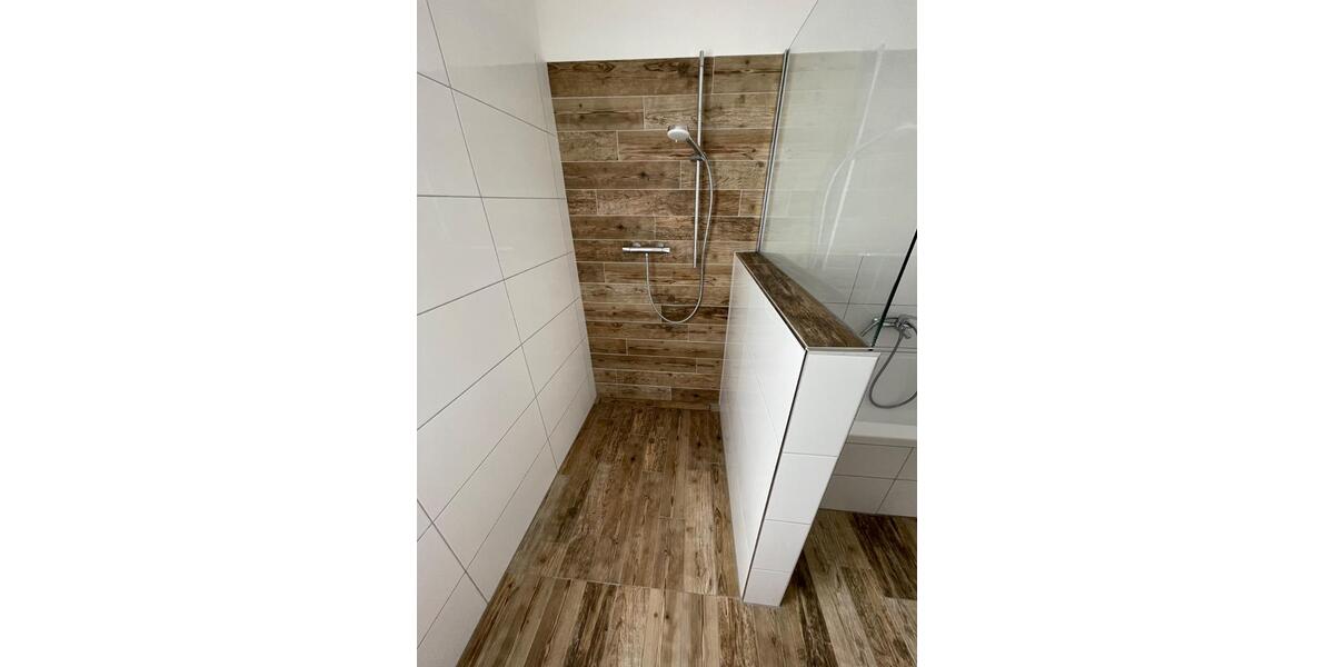 Einfamilienhaus Bürgstadt - 9 Zimmer, 170 m&sup2;, 1.500&euro; | Angebot:25293835