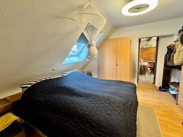 Mehrfamilienhaus, Wohnhaus Schaafheim - 9 Zimmer, 196 m&sup2;, 574.000&euro; | Angebot:25698123