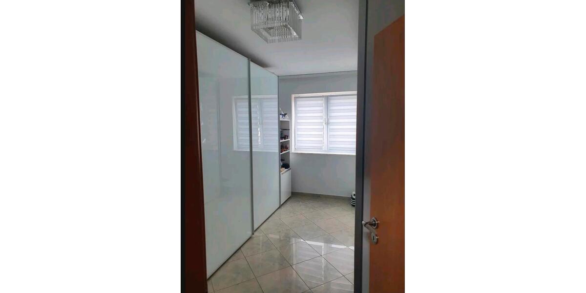 Maisonettenwohnung Hanau Groß-Steinheim - 6 Zimmer, 163 m&sup2;, 429.000&euro; | Angebot:27256537