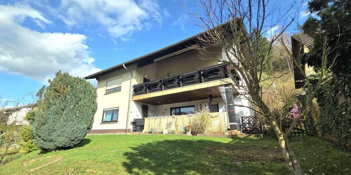 Einfamilienhaus Bad König - 12 Zimmer, 342 m&sup2;, 485.000&euro; | Angebot:26196960