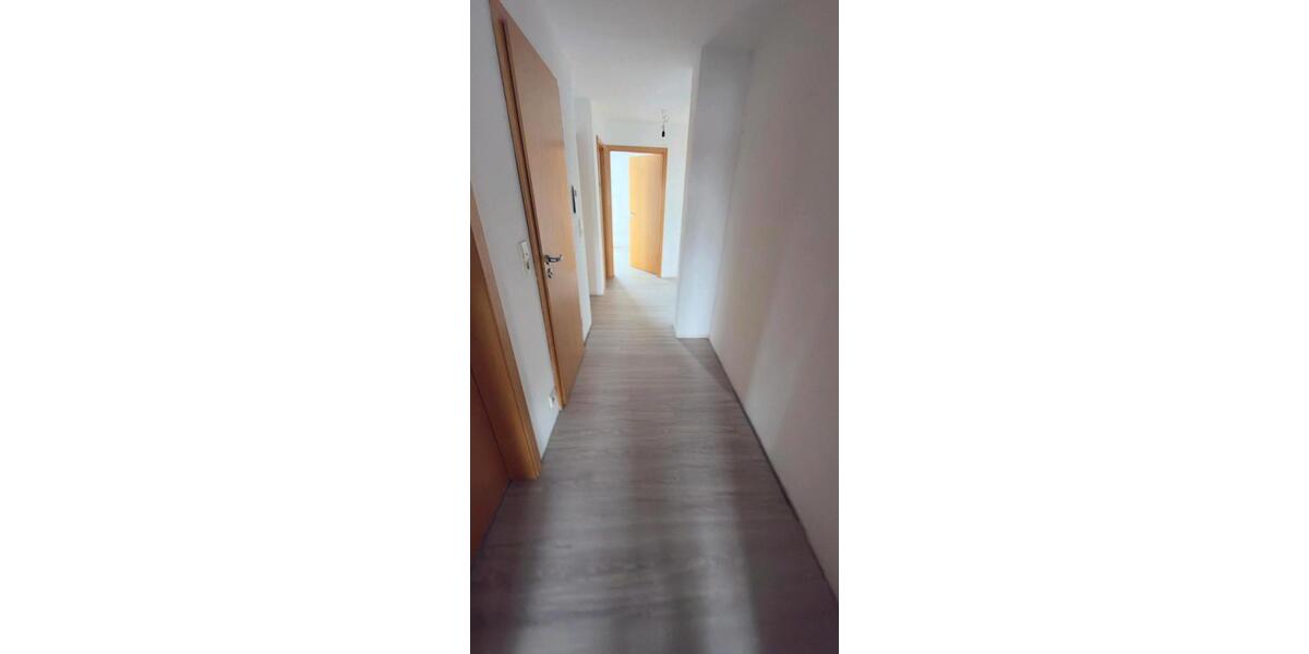 Dachgeschoßwohnung Rödermark - 3.5 Zimmer, 102 m&sup2;, 1.400&euro; | Angebot:26279477