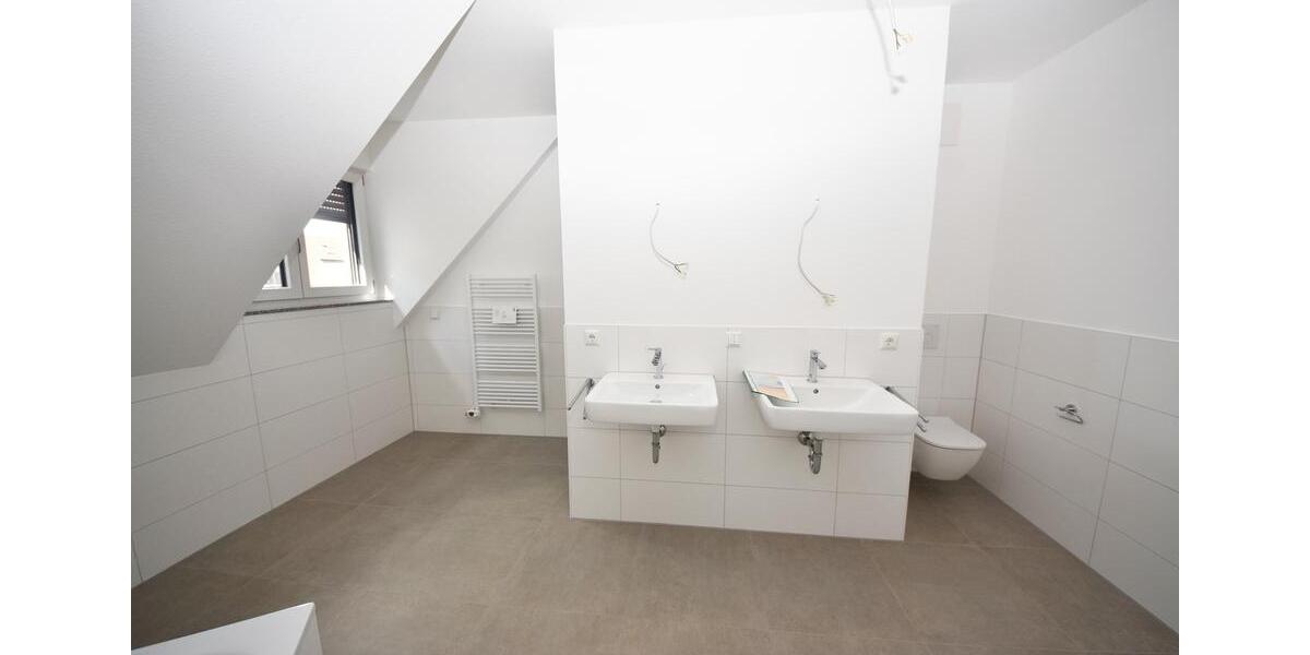 Einfamilienhaus Elsenfeld - 4 Zimmer, 176 m&sup2;, 1.790&euro; | Angebot:23748090